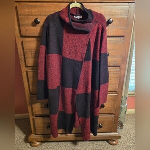 Keren Hart Black And Red Over Coat.  Size XL W/pockets.  Warm!!